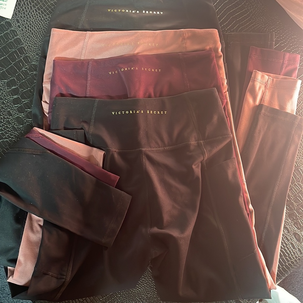 4 Victoria Secret Leggings